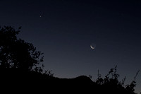 1229 Crescent Moon & Venus, Oakhurst, CA.jpg